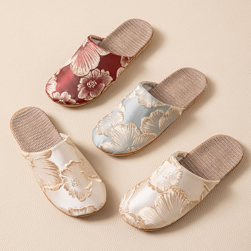 Silk Elegant Mule Slippers Wom - Linen Roller Blind recension och pris