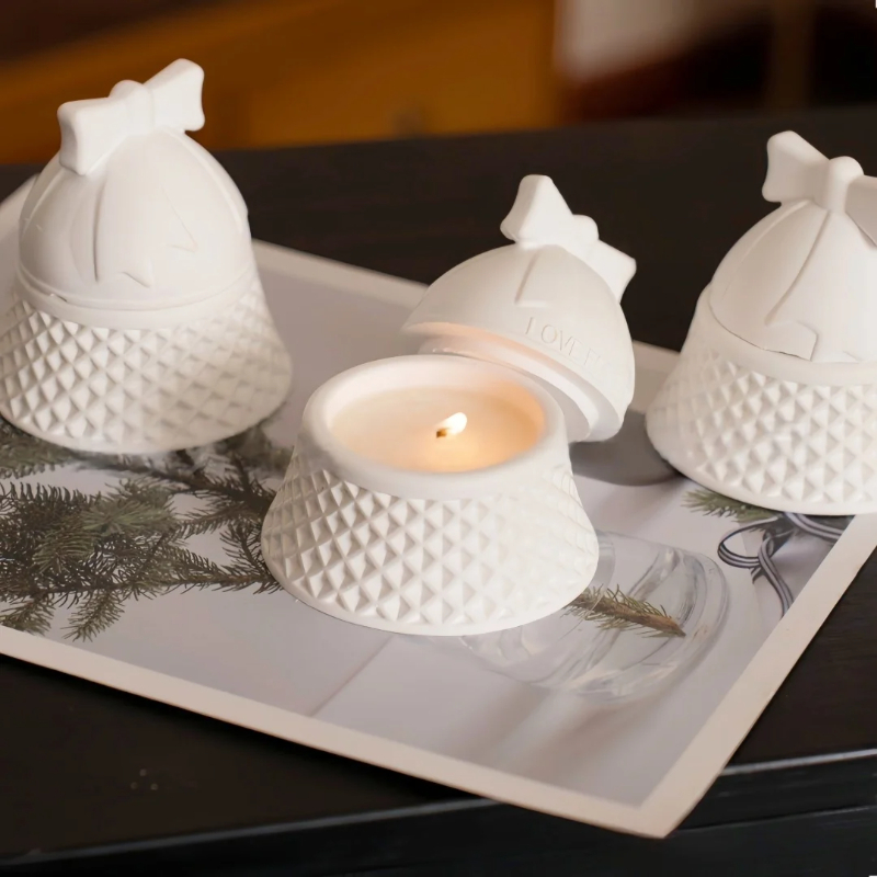 Christmas Bell Shaped Silicone - Ceramic Candle Vessel recension och pris