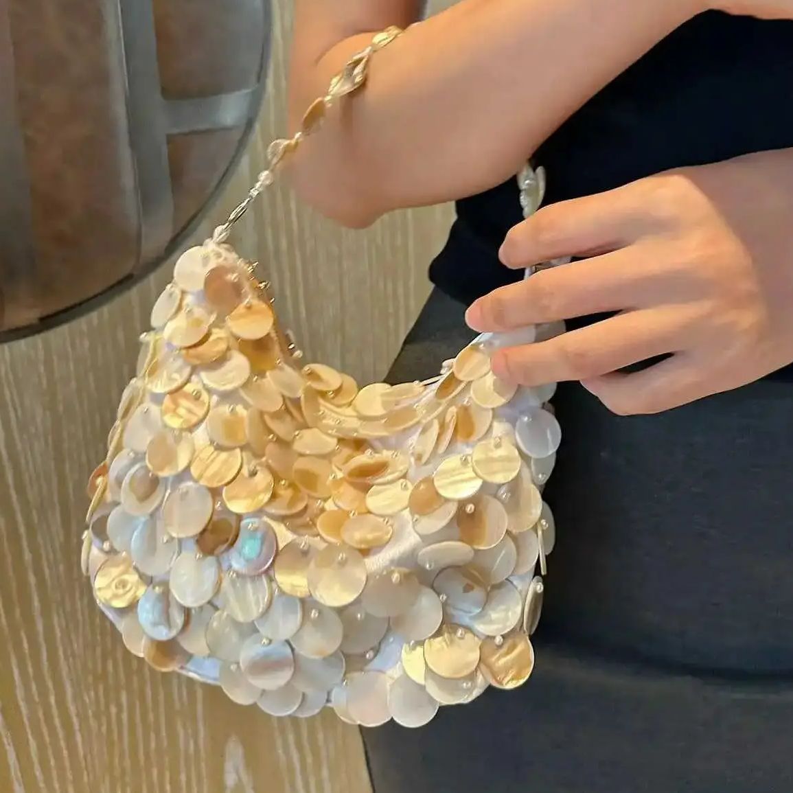 Luxury Sequin Internal Chain S - Interior Design Intern recension och pris